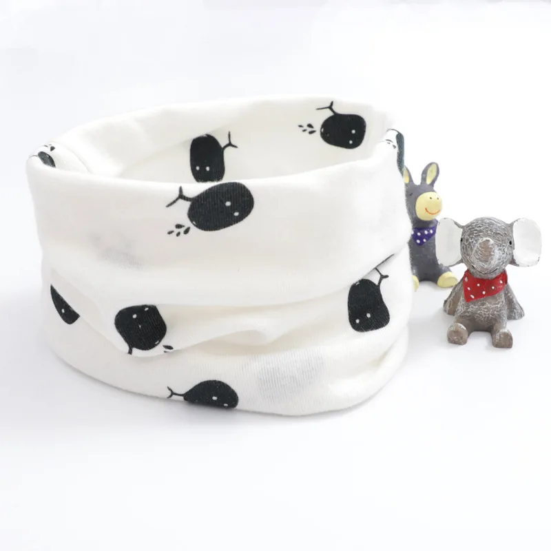 9372928376_568943679