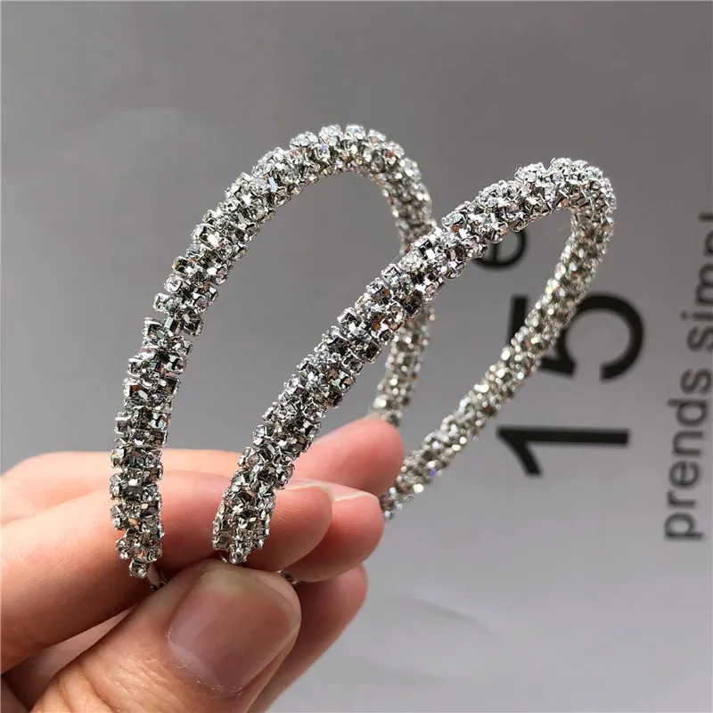 

Luxury Female Crystal Big Circle Earrings Silver Gold Rhinestone Earrings Boho Long Dangle Wedding Earrings For Women