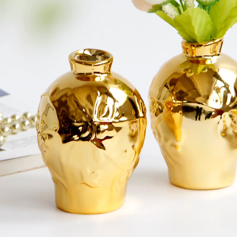 Тисненая Золотая ваза для украшения дома, большие статуи, настольный Европейский свадебный стол, аксессуары для растений, Террариум, керамика