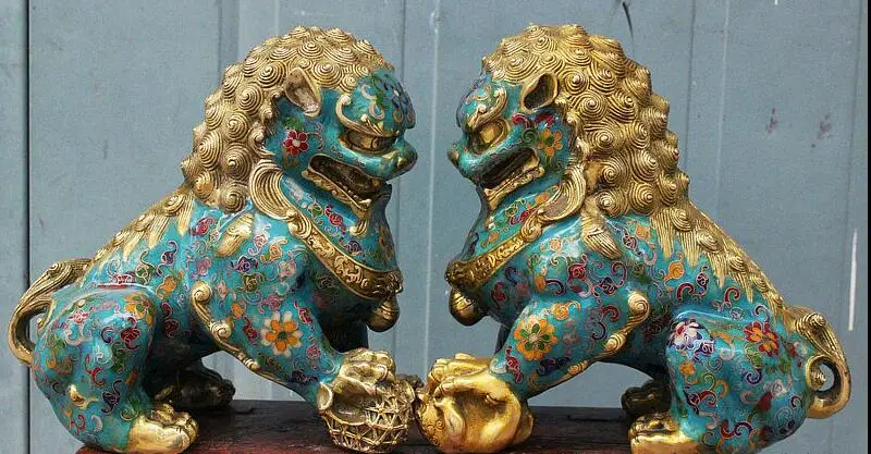 

China Feng shui Cloisonne Enamel Bronze Gilt Foo Fu Dog Guardion Lion Statue Pair