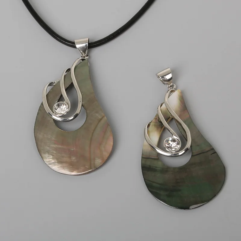 

38x73mm Hollow Out With Crystal Stone Natural Drop Mother of Pendant Black Shell For Necklace Pendant Jewerly Pendant Making