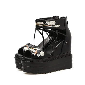 

Europe and the United States summer new embroidery high heel sandals fashion waterproof platform wedge with comfortable sandals.