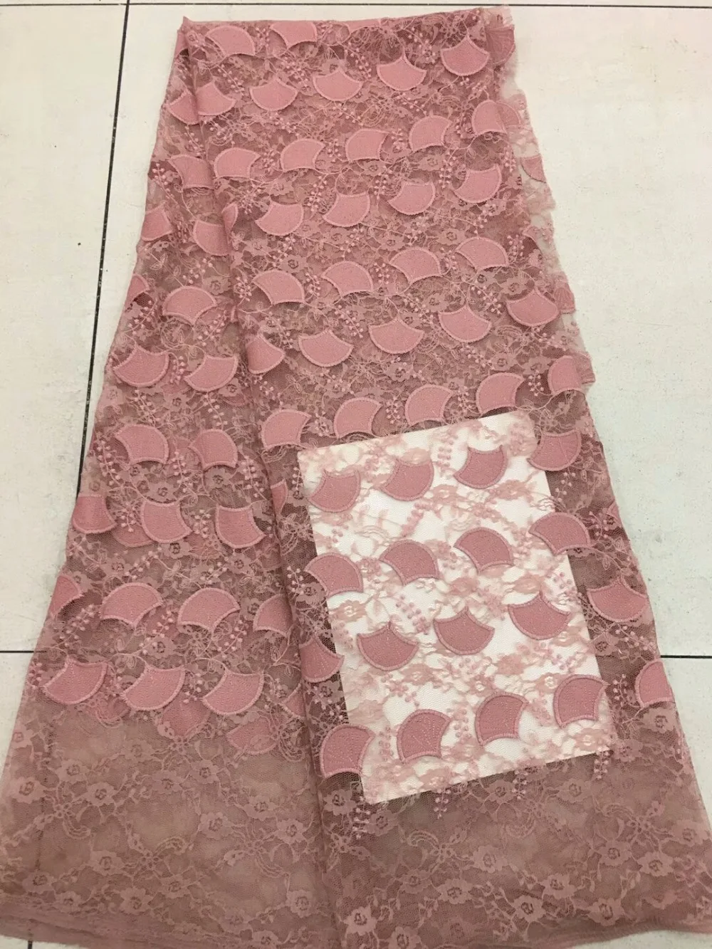 

embroidered fur design nigerian net tulle lace fabric good quality french lace fabric for women dress jiam262