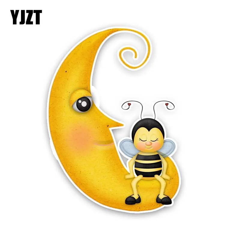 

YJZT 10.5CM*14.5CM A Bee Sitting On The Moon Sticker Car Decal PVC 12-300663