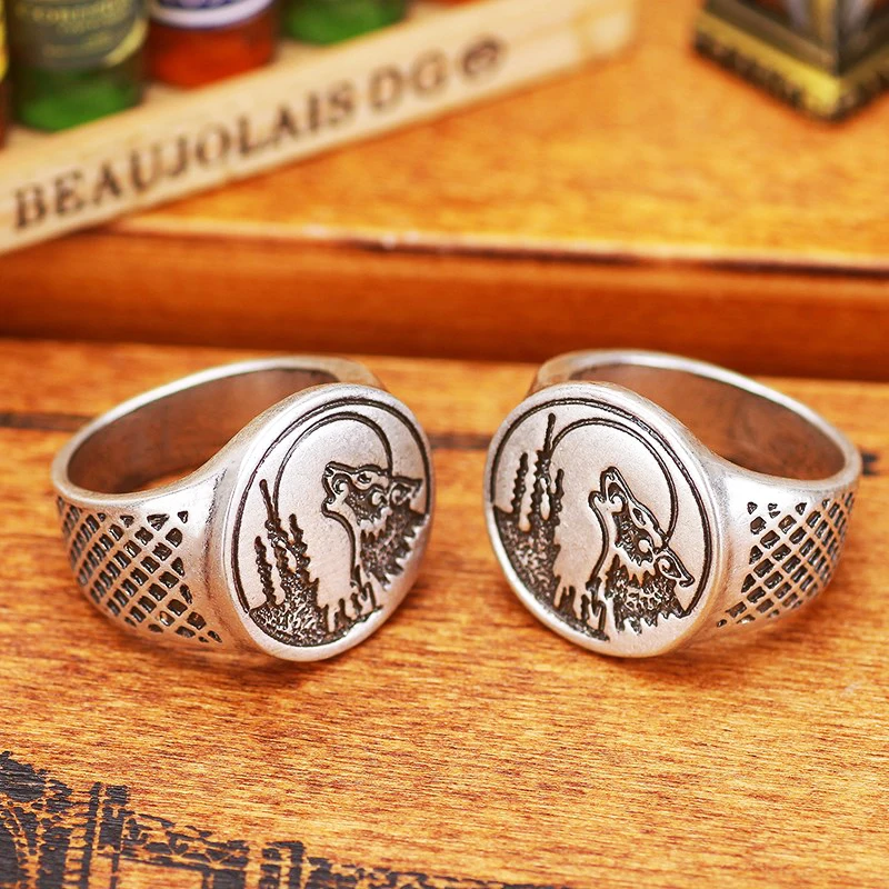 

Wolf Ring Talisman Men Bohemia Teen Wolf Signet Pagan Jewelry Friend Gift 1pc