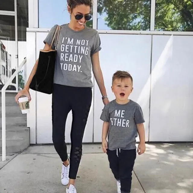 

2019 Family Matching Parent-child Look T-shirt Tops Tee Summer Short Sleeve Mother and Daughter Son Clothes T Shirt Fashion Tee