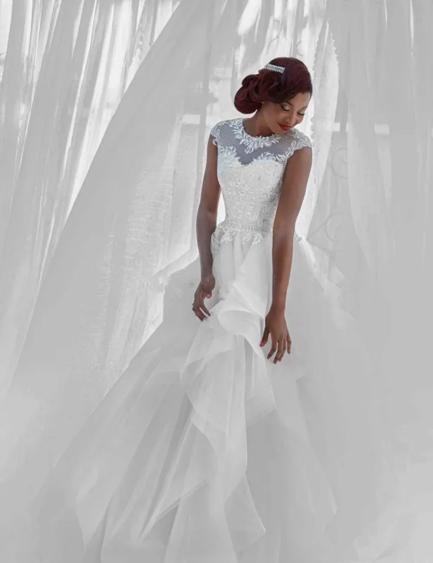 african-ball-gown-wedding-dresses-sheer-neck-cap-sleeves-appliques-ruffled-tulle-black-bride-wedding-gowns-nigeria-bridal-dresses (1)_