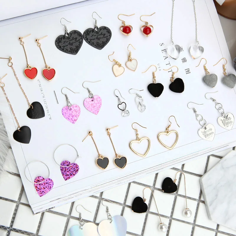 

Design paragraph love earrings Korean ladies pearl heart earrings Sequins tassels long jewelry factory wholesale
