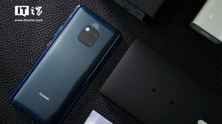 Мобильный телефон HuaWei mate 20 Pro 4G LTE Kirin 980 Android 9,0 6,3" 3120x1440 8 Гб ram 256 ГБ rom МП IP68 NFC