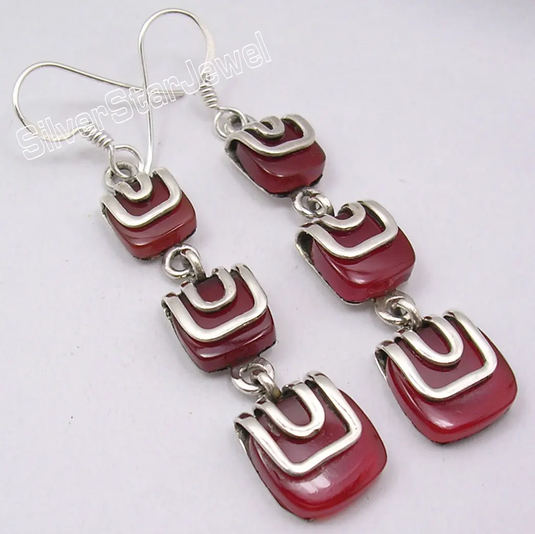 

Chanti International Silver Sparkling CARNELIAN 3 Gem UNUSUAL Earrings 2 3/8 inches