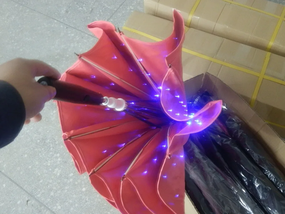 Luz LED com função lanterna, guarda-chuva decorativo