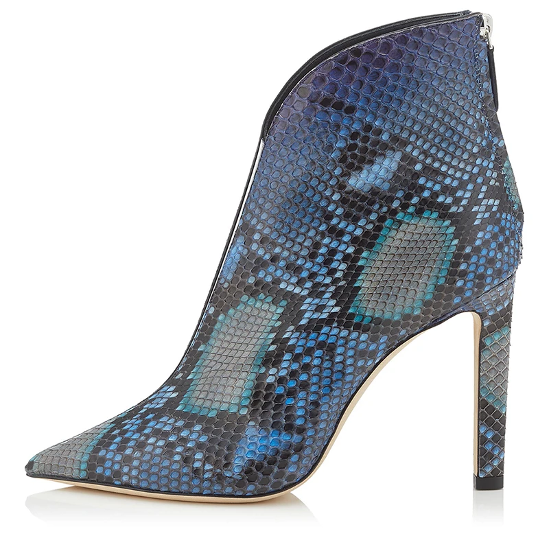 Snake Pattern boots (1)