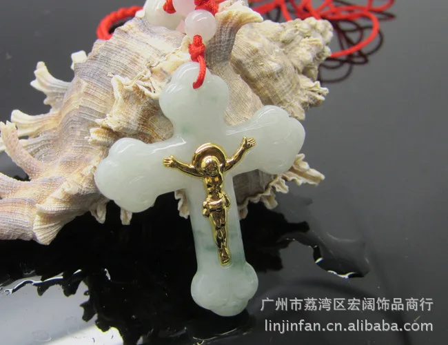 Wholesale large cross pendant A cargo jade auspicious Lord Jesus gave Jin Xiang Yu |