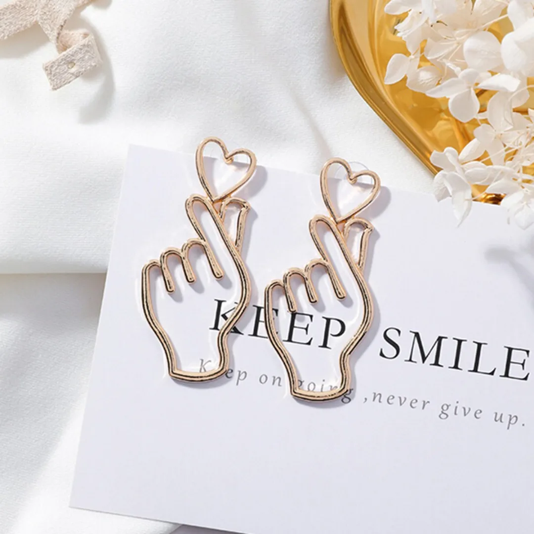 Hollow Charms Women Cute Hand Gesture Korean Earrings Stud Gold/Silver Chic Love Heart Outline Ear Stud Fashion Jewelry Gifts