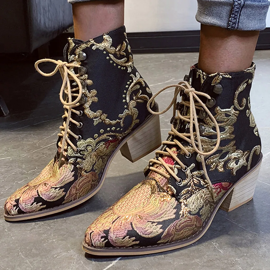 

Retro Women Square Heel Embroidery Suede Boots Lace-Up Boots Pointed Toe Shoes Square Heel Basic Flat Heel Shoes
