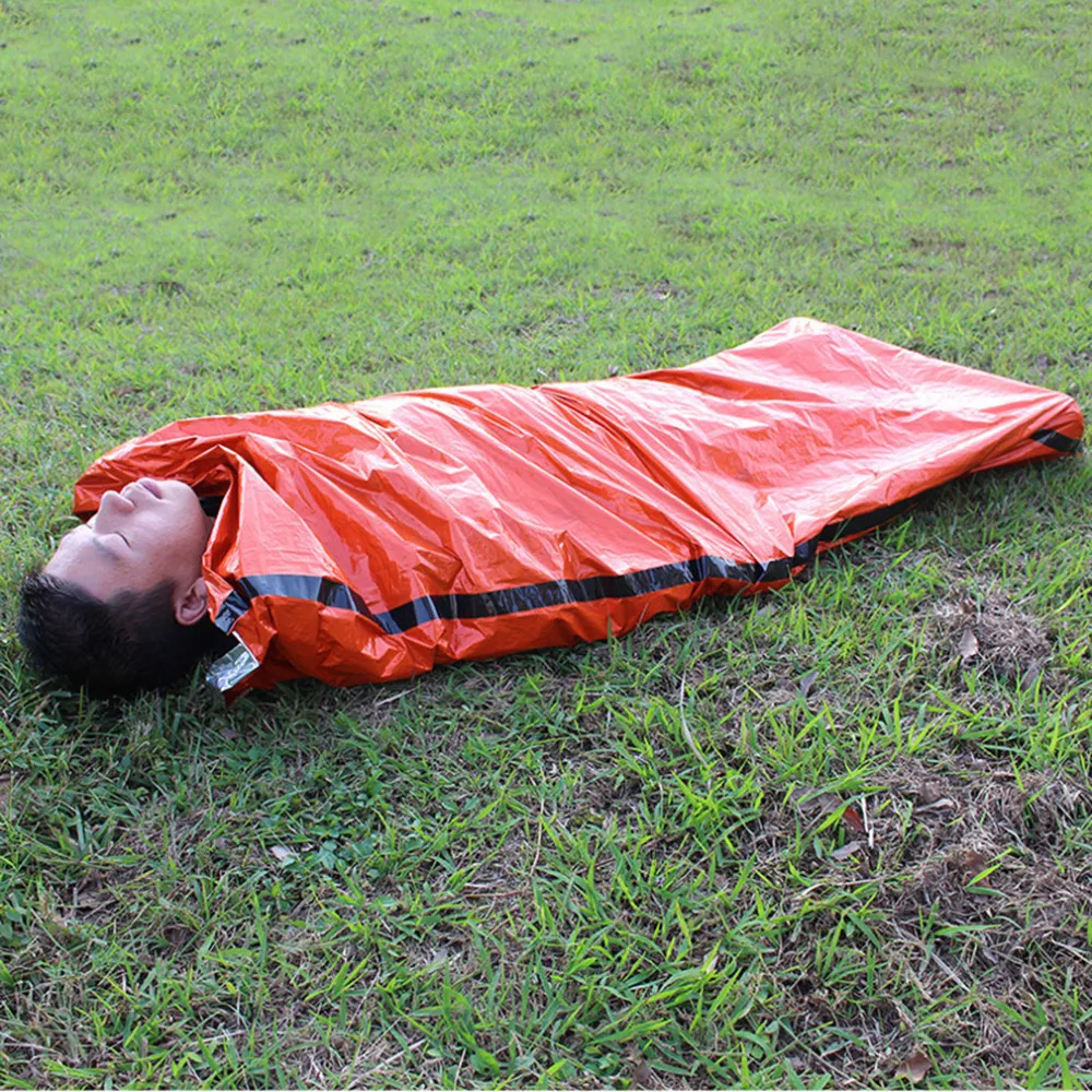 200pcs Outdoor Sleeping Bags Portable Emergency Sleeping Bags Light