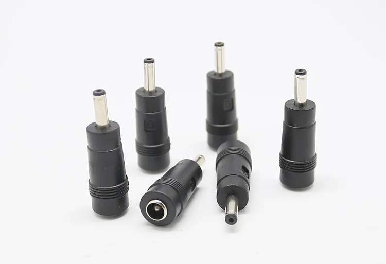 3963643735_839982736