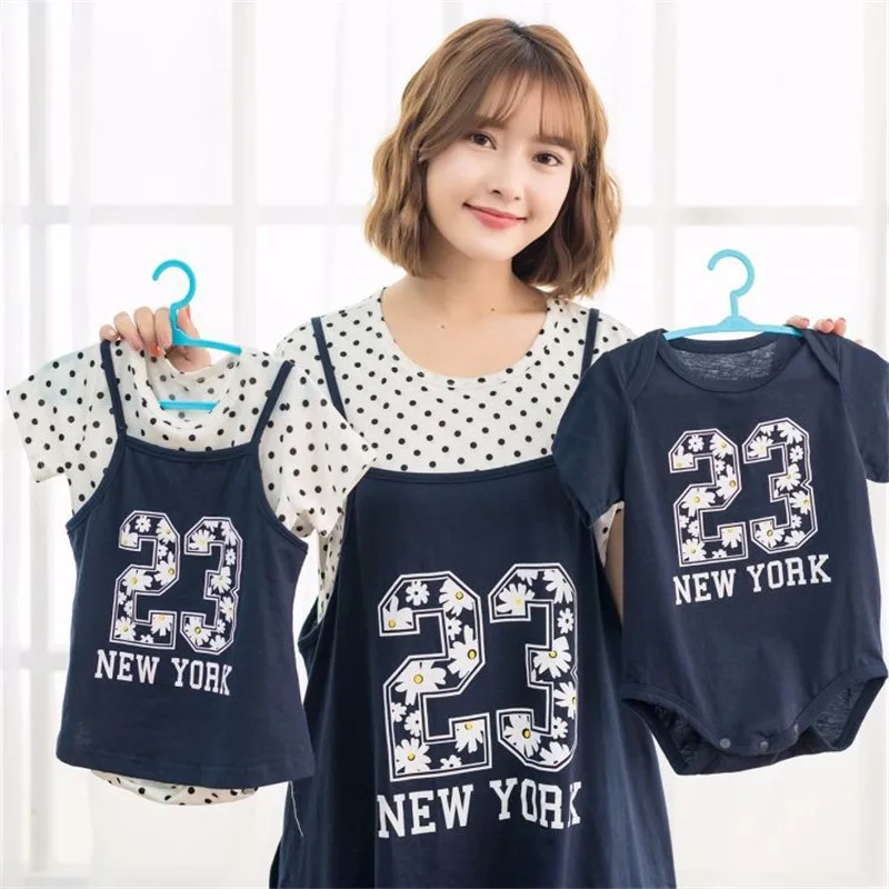 100% Cotton Baby Girl Dress Baby Boy Short Romper Fashion Two-piece Printed Breastfeeding Dresses Short-sleeve Parent-Child Suit04