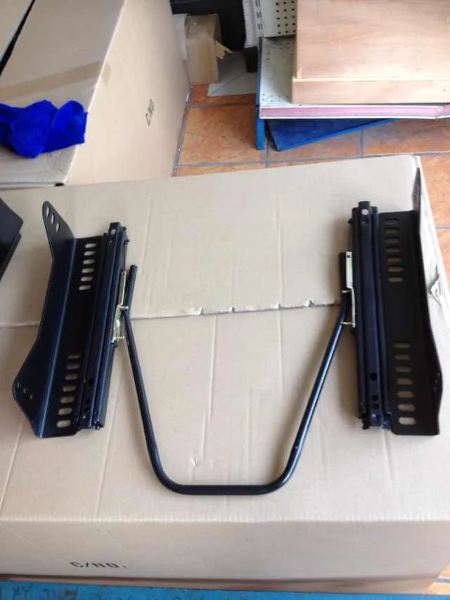 L shapted plate and slider rails 2