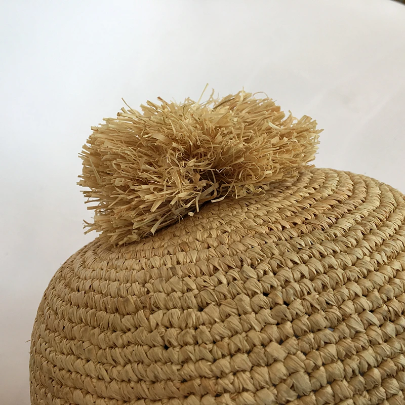Новые женские козырьки ручной работы крючком шляпы из волокна пальмы женская летняя пляжная шляпа шляпы солнцезащитные шапки для верховой езды милый короткий край