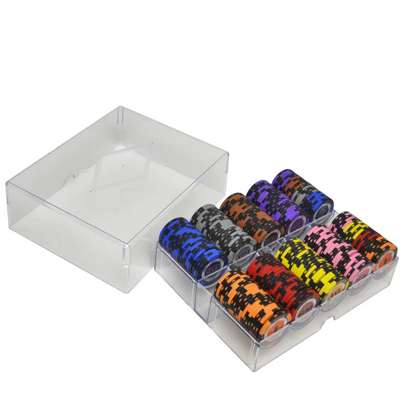 

800pcs poker chips with 4 cases