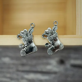 

6PCS/lot 21x19mm Christmas socks charms for making necklace Jewelry for women 2019 bracelet , keychain Christmas craft supply
