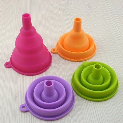 Protable Mini Silicone Gel Foldable Collapsible Style Funnel Hopper Kitchen Tool Practical Home Water Filler Tool