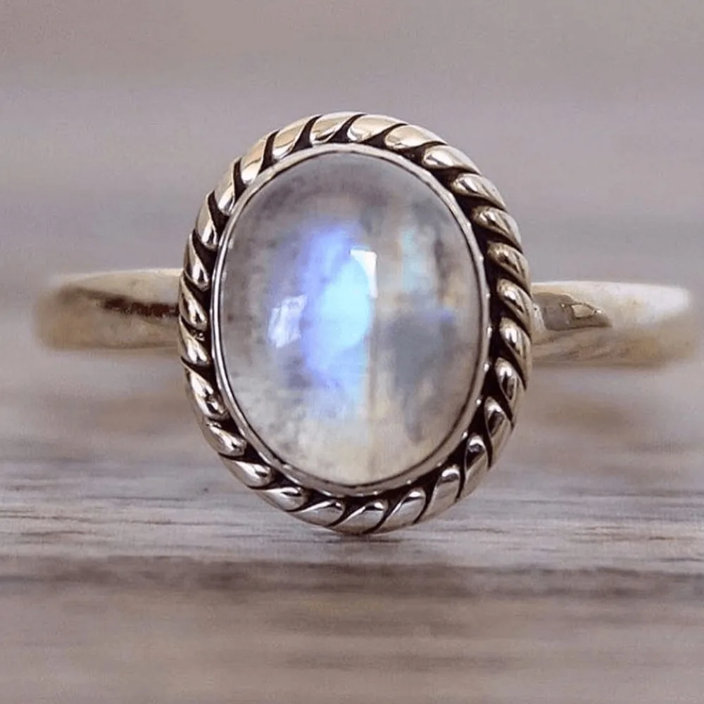 

Vintage Retro Punk Style Thai Silver Rings for Women Wedding Party Jewelry Natural Moonstone Rings Fashion Silver Accessories