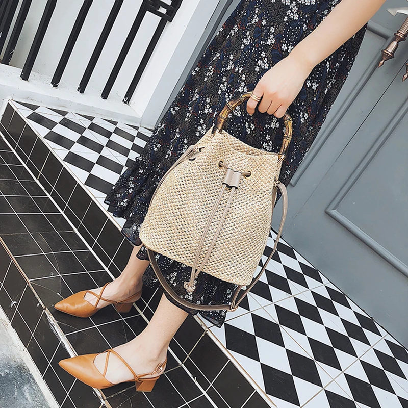 LJL New Drawstring Women's Straw Bucket Bag Summer Woven Shoulder Bags Shopping Purse Beach Handbag Straw Handbags Travel Bag