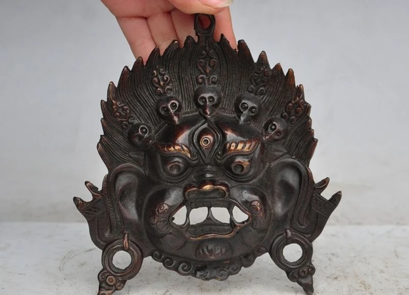 китай саньсиндуй. китай бронза звериная маска. династия саньсиндуй. китай культура саньсиндуй. китайская бронзовая лев-маска.