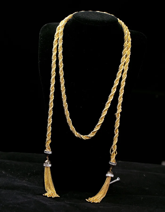 

Clothes Accessory Long Gold Color Chain Tassel Iron Necklace Display