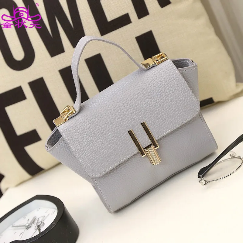 

2016  New Trend Model Pack The Woman's Hand Lading Bill's Shoulder Over The Satchel Fashion European Bat's Packaging Bag