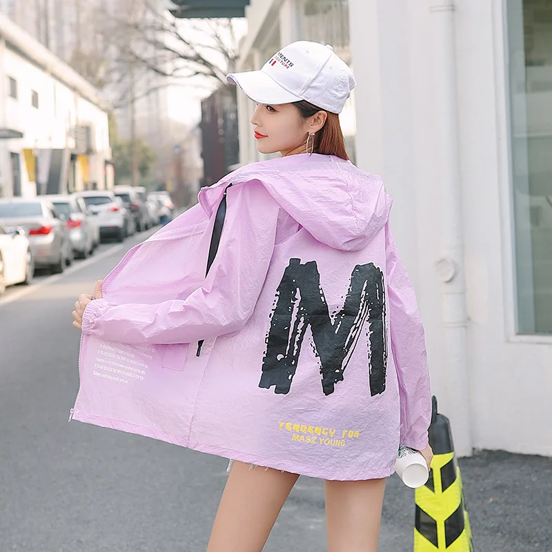 

2019 summer new sun protection clothing woman multi-color loose sunscreen coat plus fertilizer increase breathable windbreaker