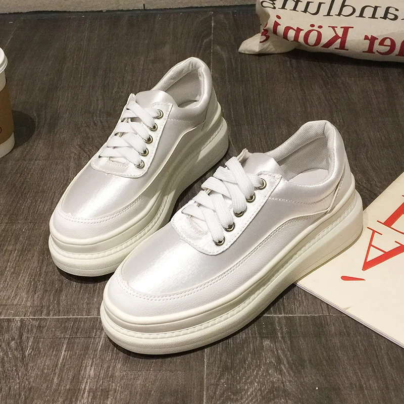 

YeddaMavis Sneakers Women Shoes Spring New Korean Harajuku Thick Bottom Casual Shoes Lace Up Womens Shoes Woman Zapatos De Mujer