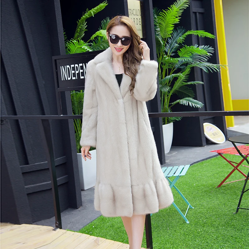 

2019 winter woman fashion real mink fur with turn down collar and ruched long real mink coat