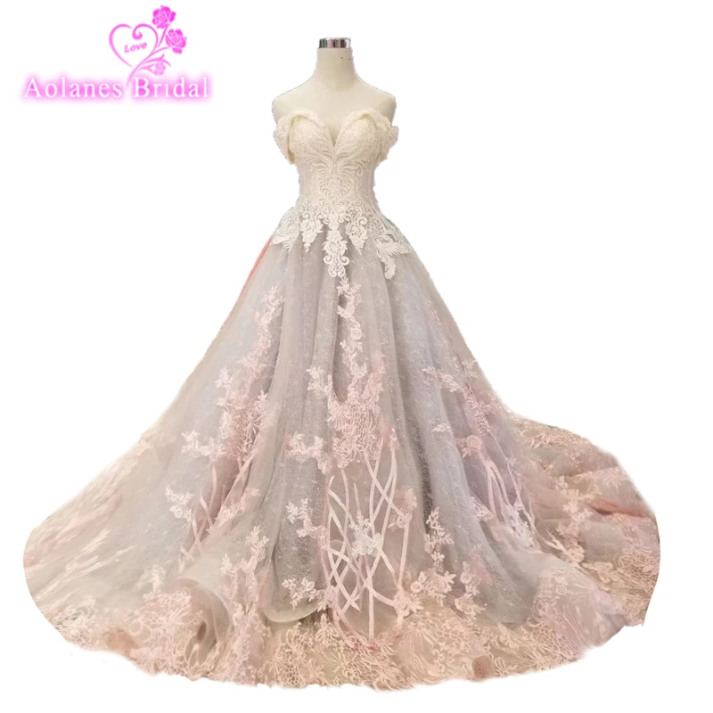 

Pretty Pink 3d Floral Puffy Prom Dresses 2018 Lace Appliques Pearls Long Vintage Sheer Back Prom Gowns Abiye Abendkleider Party