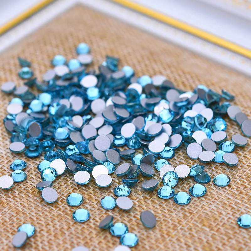 

New SS3 Crystal Lake Blue Color 1440pcs Non Hotfix Rhinestones For Nails 1.3mm Flatback Nail Art Rhinestones Nail Design