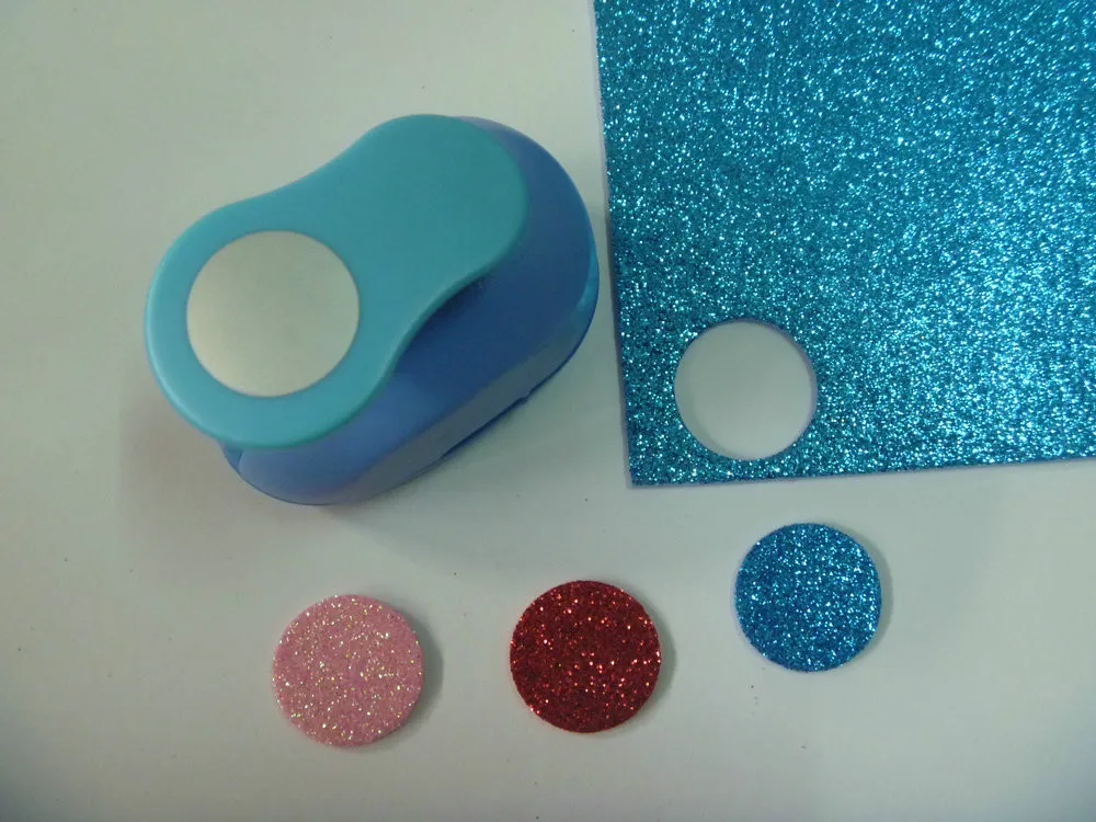 

free shipping 1 inch(2.5cm)circle EVA foam punch round paper punch for greeting card handmade and Scrapbook Handmade craft punch