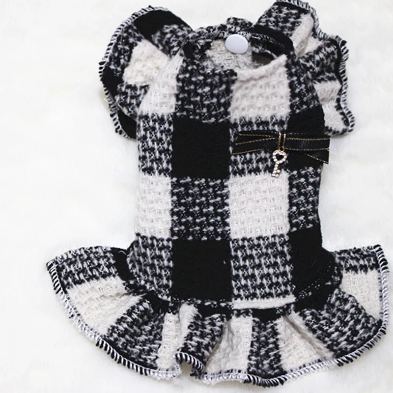 

Pet Dog Dress Autumn Puppy Clothes Princess Woollen Fabric Handmade Pliad Flutter Sleeves Skirt For Small Dogs Poodle Yorkshire