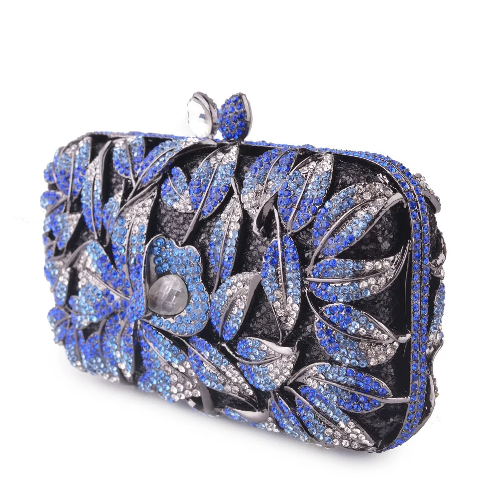 9692912150_2145319423