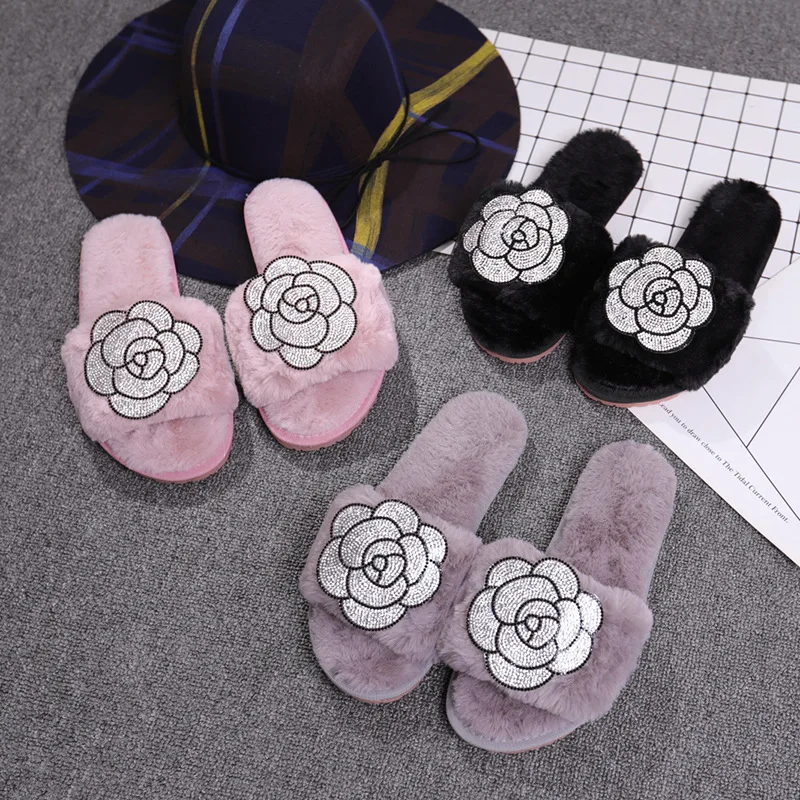 Знаменитые дизайнерские блестящие пушистые тапочки с камелией женские меховые
