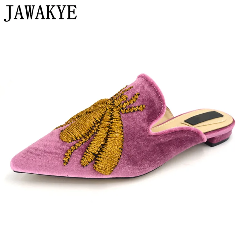 

JAWAKYE Pointed Toe embroidery Flat Slippers Velvet Embellished Cozy flip flop Outdoor Creppers Spider mules beach Shoes Women