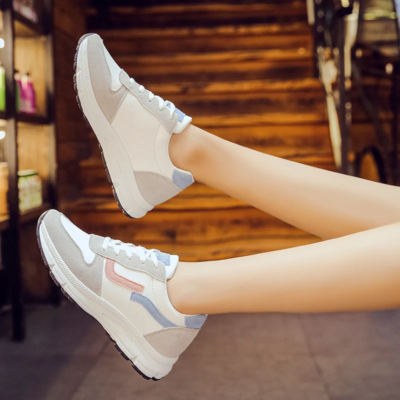 

Women sneakers casual shoes 2018 Spring Ladies White flats Canvas shoes Vulcanize lace up women Glitter moccasins boat shoes