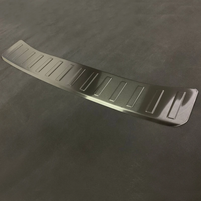 Threshold Trunk Toyota Auris Touring Sports 2015-up Bumper Rear Stainless Steel