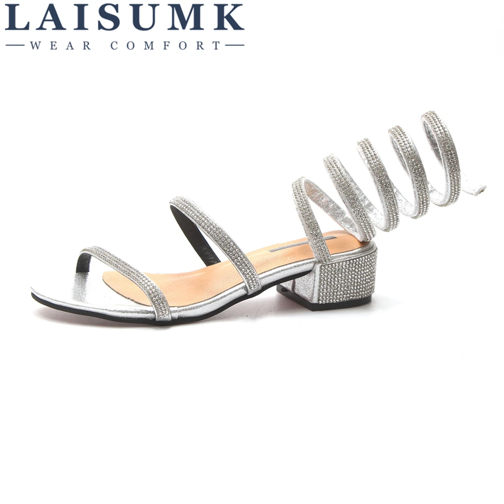 

LAISUMK Women Crystal Sandals Open Toe PVC Clear Crystal Slippers Transparent Thick Med Heel 2018 Mules Shoes Summer Woman