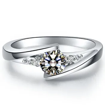 

0.5 Carat Solid Gold 750 Round Grand Synthetic Diamonds Engagement Ring For Woman Romantic Fine Jewelry Gift For Bridal