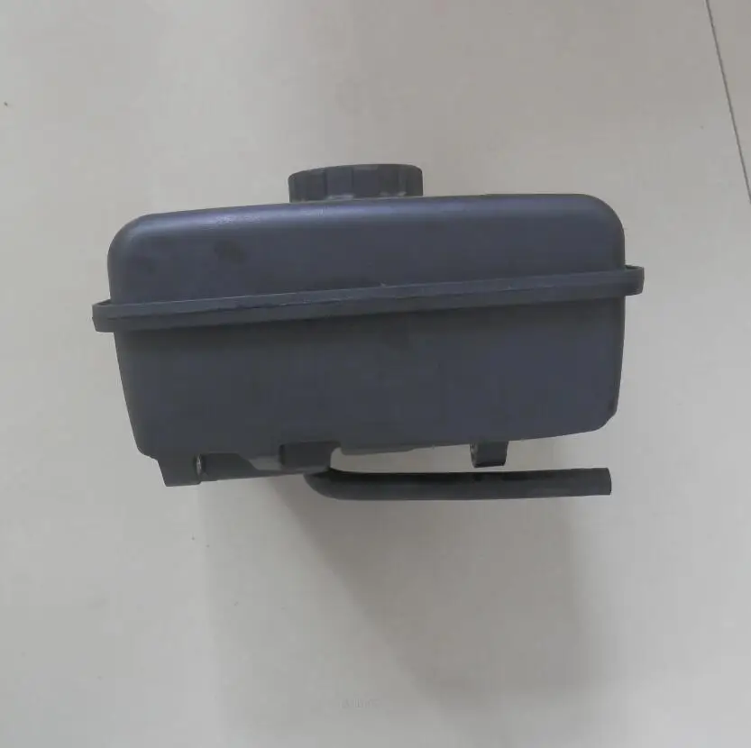 GT600 FUEL TANK PLASTIC MITSUBISHI 6HP 2