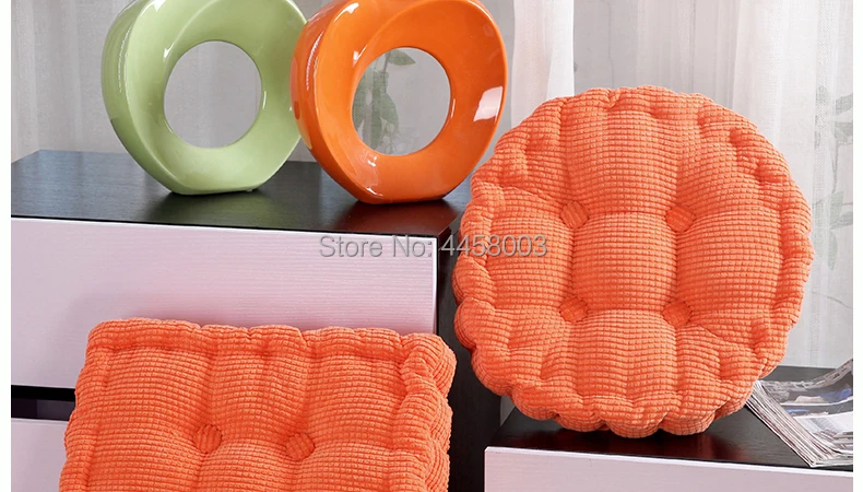 Corn-Cushion-790-02_05