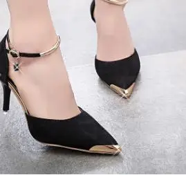 

2018 new high-heeled toe cap wild Korean version of a word buckle with pointed.
