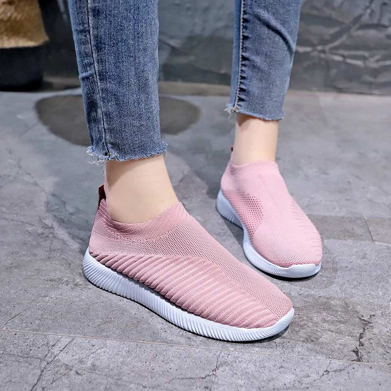 

Sneakers Women Light Sport Shoes Lace-Up Summer Rubber Mesh Round Cross Straps Flat Sneakers Woman Running Sports Shoes Cheap 43